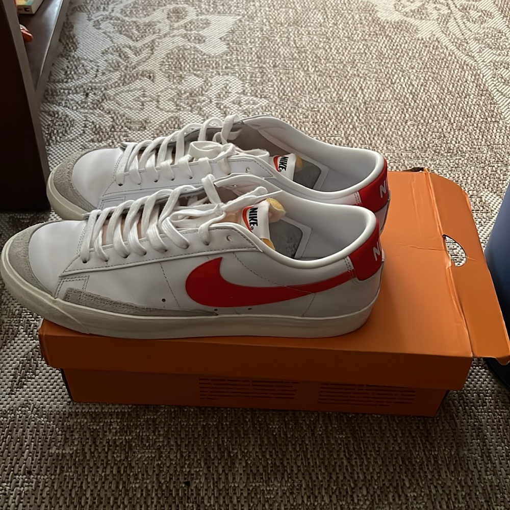 Nike Blazer Low '77 VNTG in White and Orange